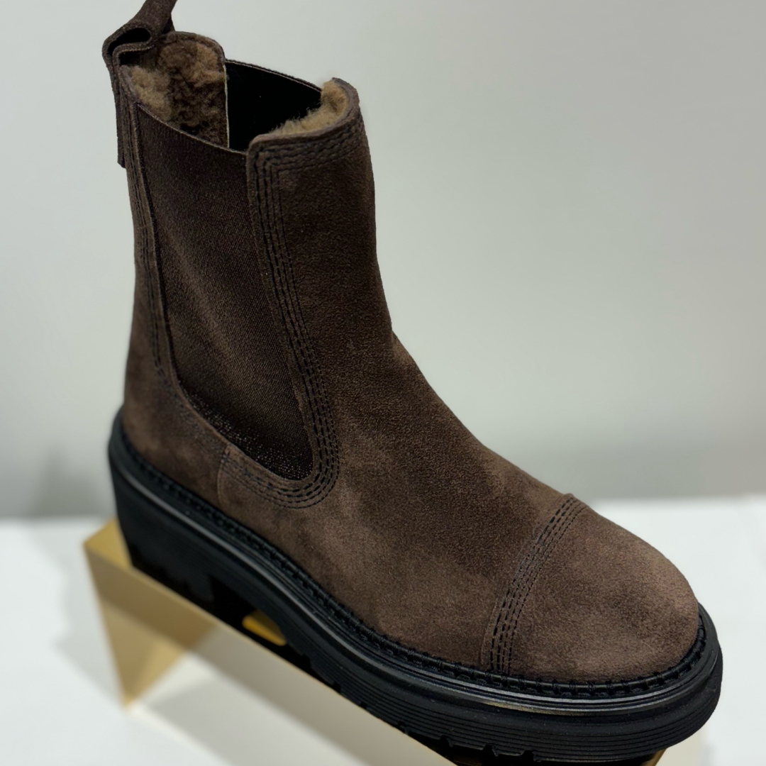 Siena Flat Ankle Boots in Crosta Expresso