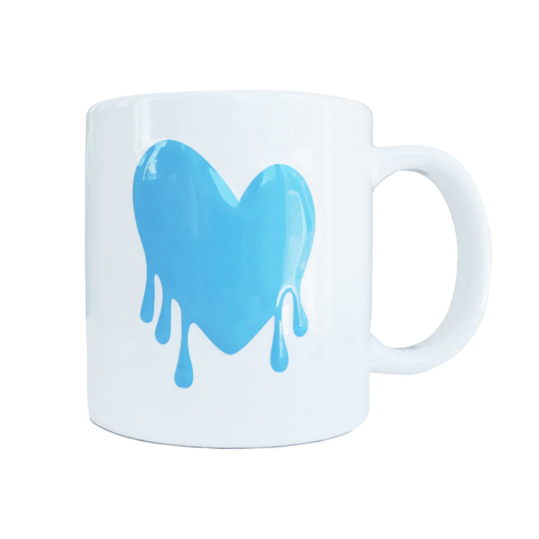 Drippy Heart Mug in White/Blue