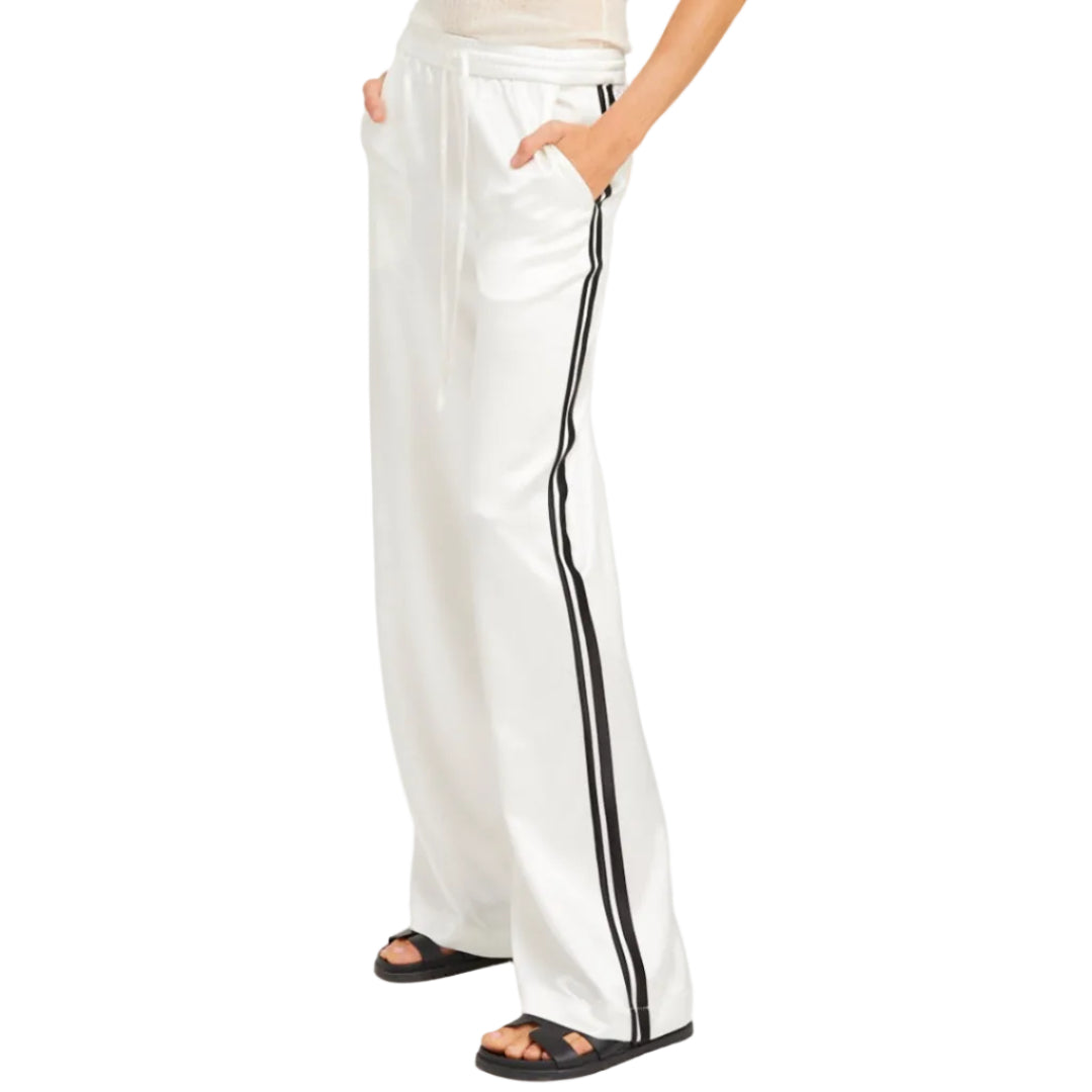 BAGGY ATHLETIC PANTS