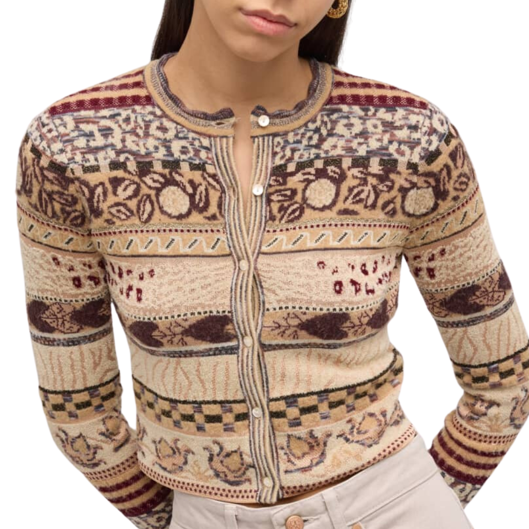 Liza Cardigan in Valerian