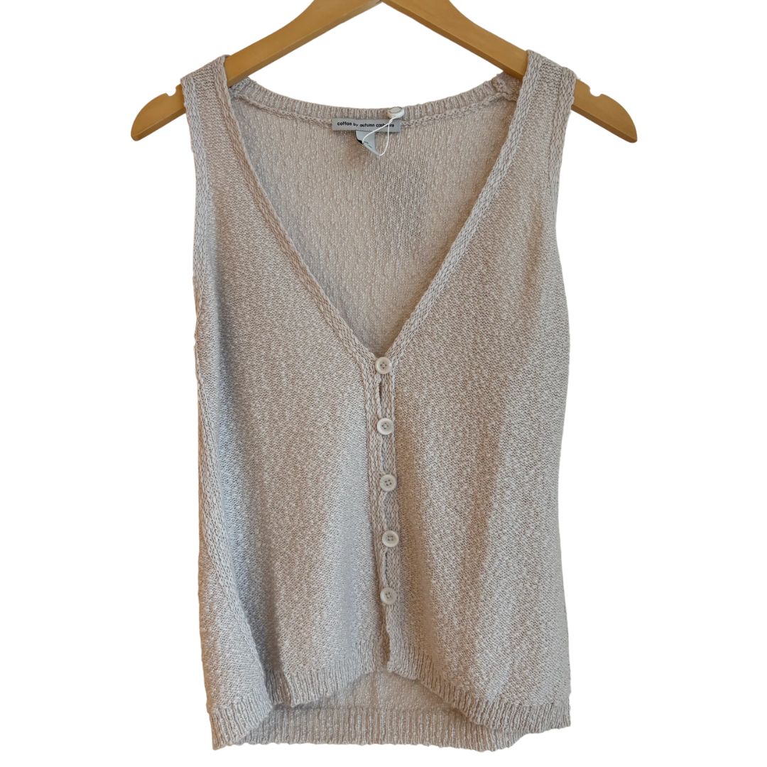Vest w/ Button Loop Closure in Putty