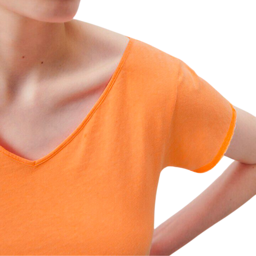 Aksun T-Shirt in Fluorescent Orange