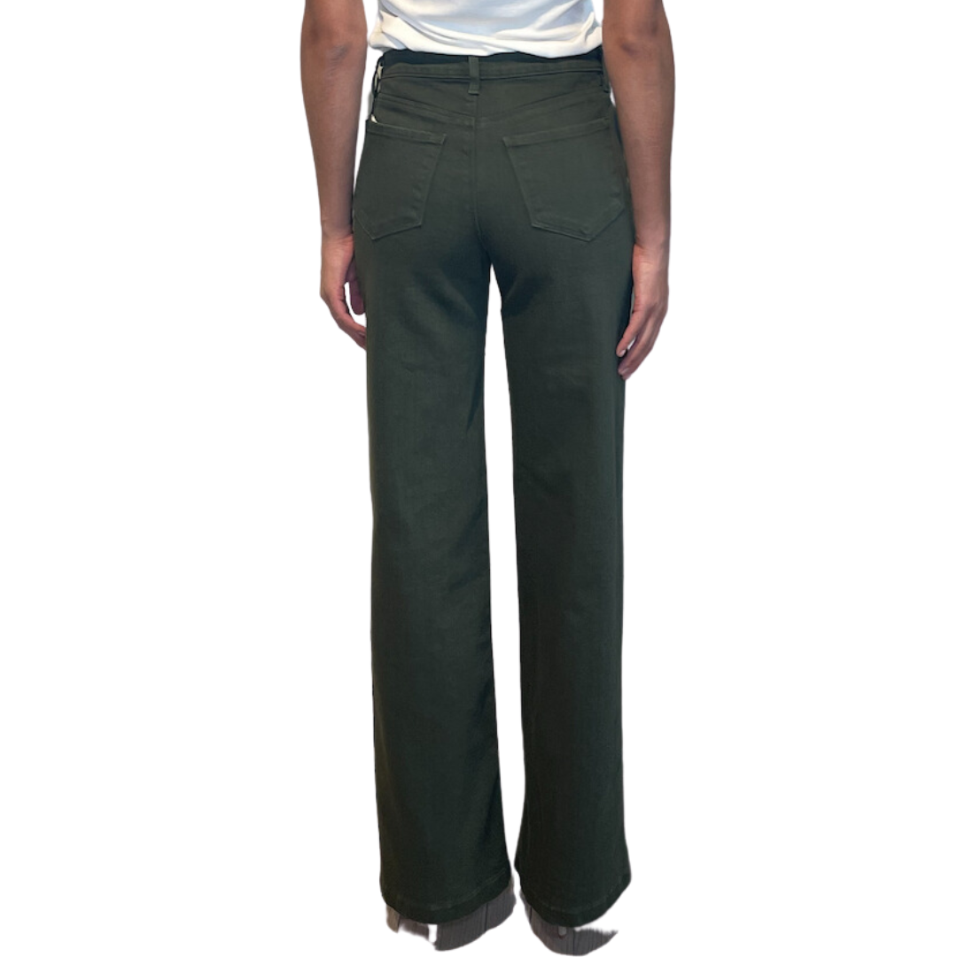 Clayton Jean in Balsam