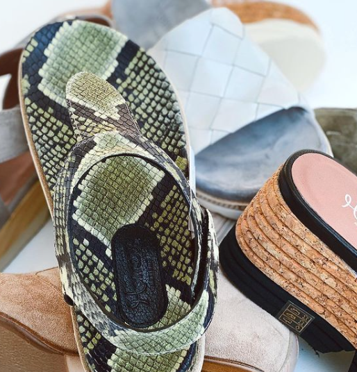Snakeskin Sandal in Green
