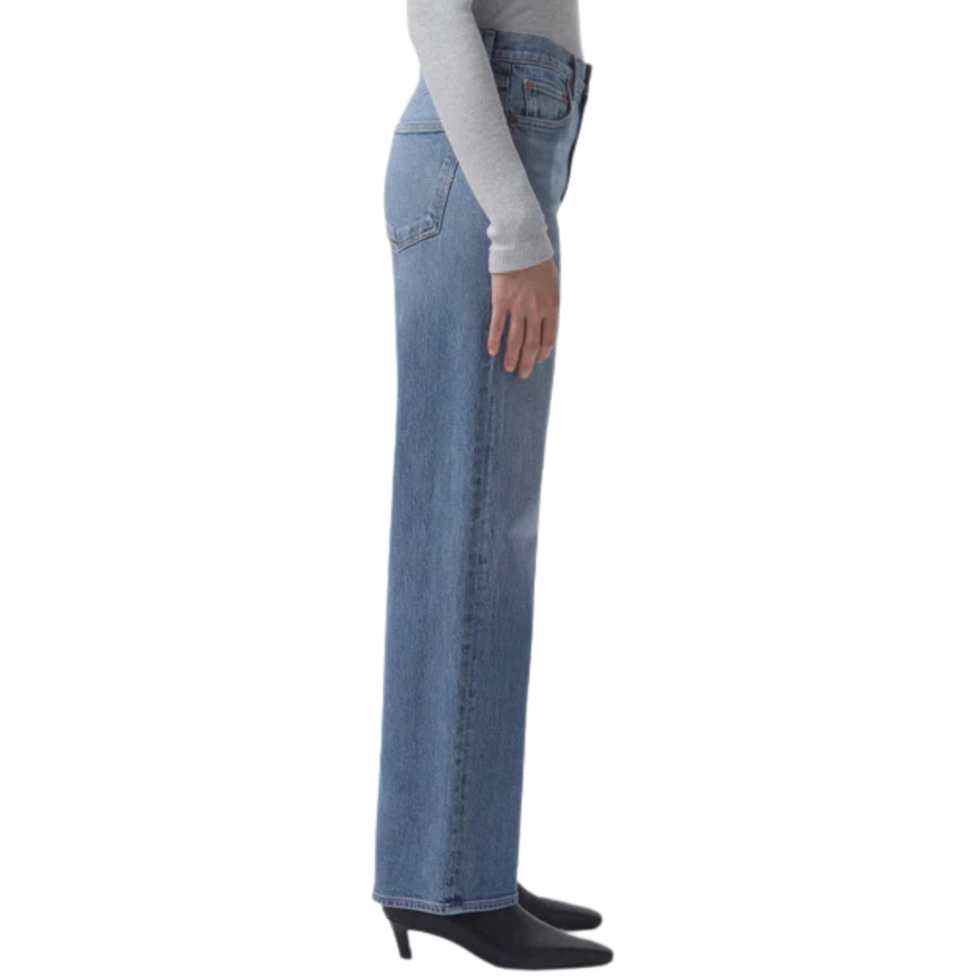 Harper Straight Jean in Flash