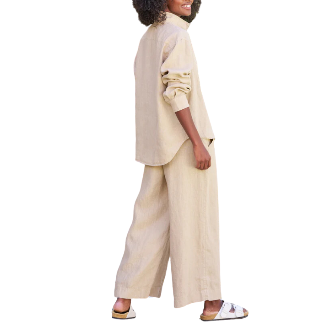 Tuscany Getaway Set in Biscuit