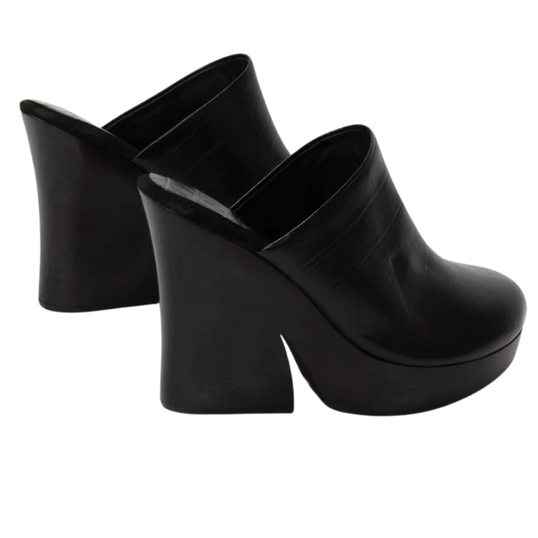 Toman Clog in Black