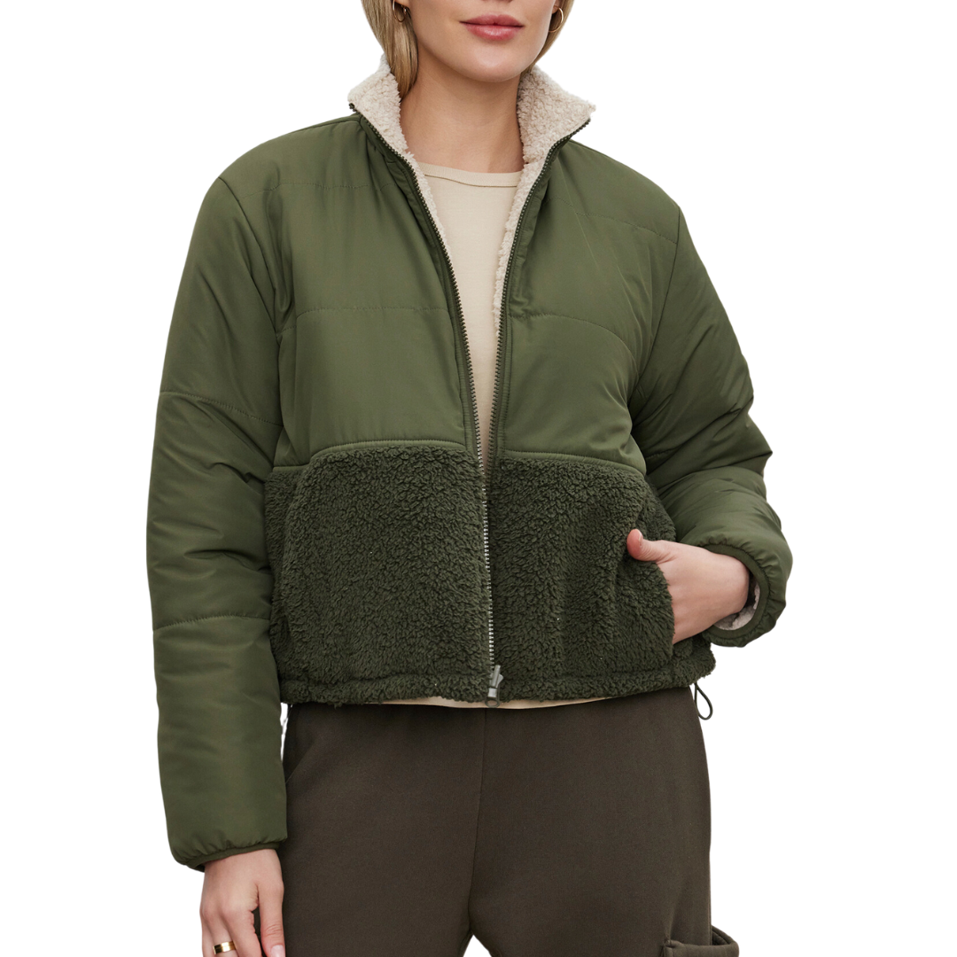 Tasha Reversible Puffer Sherpa Jacket in Army