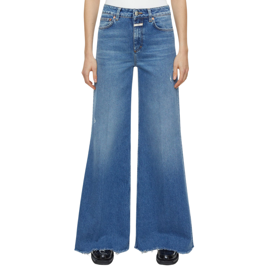 Closed Glow-Up in Mid Blue