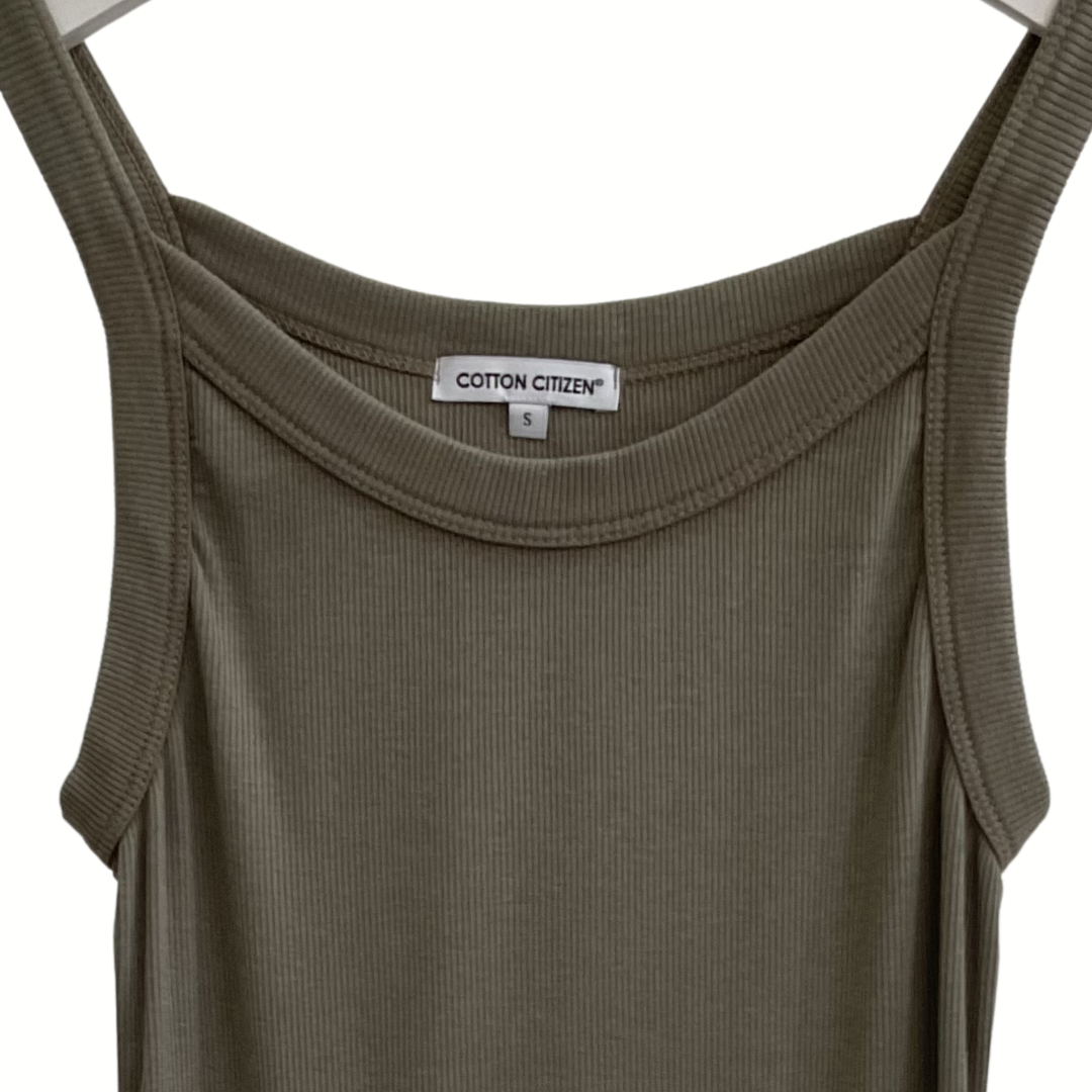 Verona Tank in Chai Cast