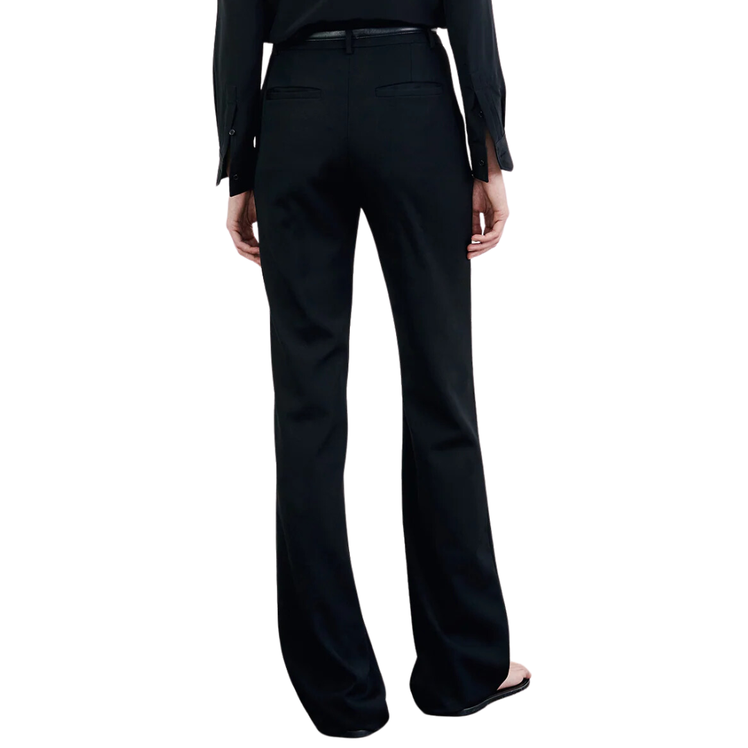 Corette Pant in Black