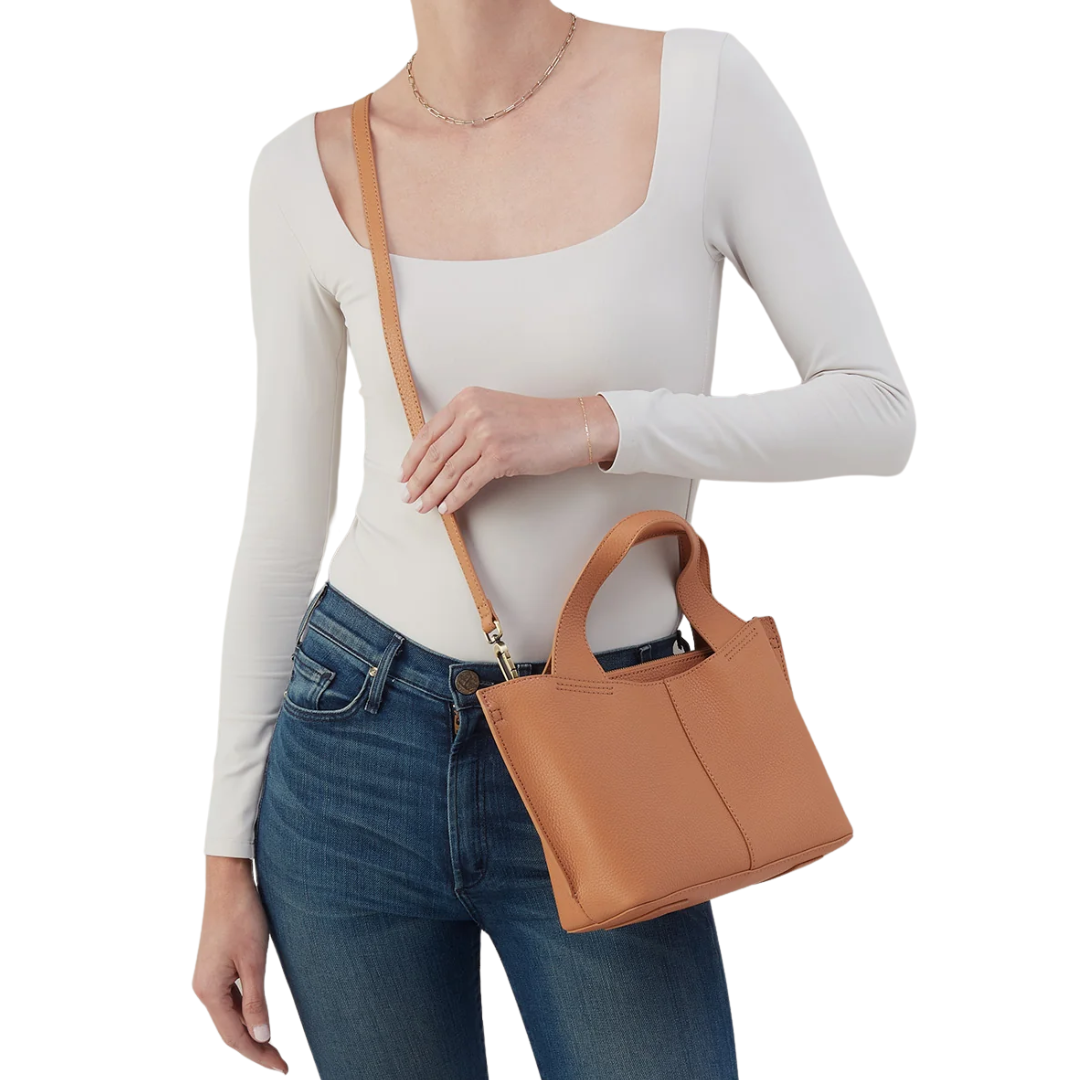Vida Small Tote in Biscuit