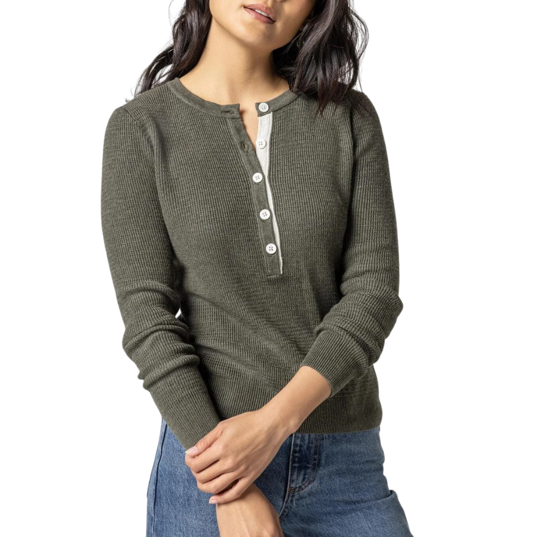 Waffle Henley Sweater in Moss