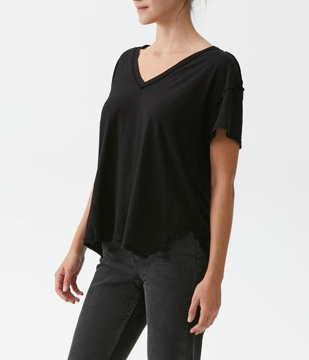 Remy Boxy Tee in Black (One Size)