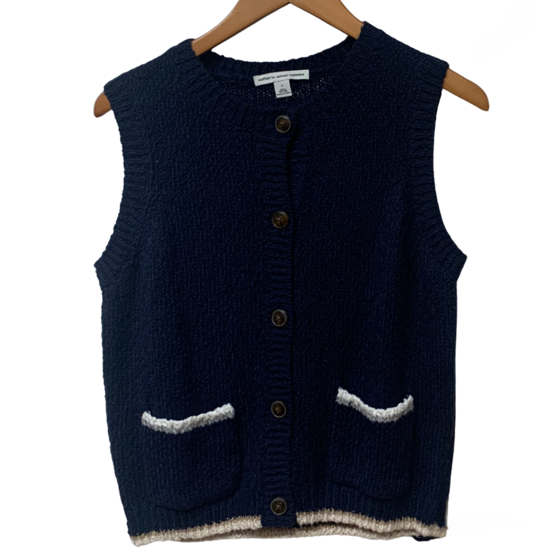 Button Front Vest w/ Contrast Details in Navy Combo