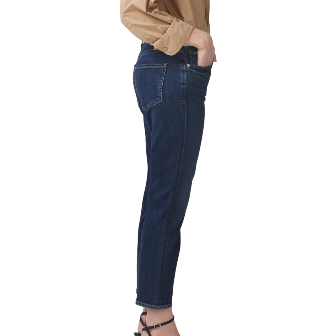 Isola Straight Crop in Courtland