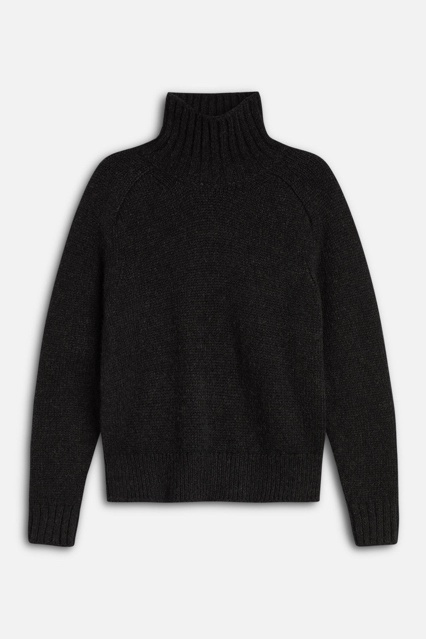 Royal Alpaca Turtleneck Sweater in Black