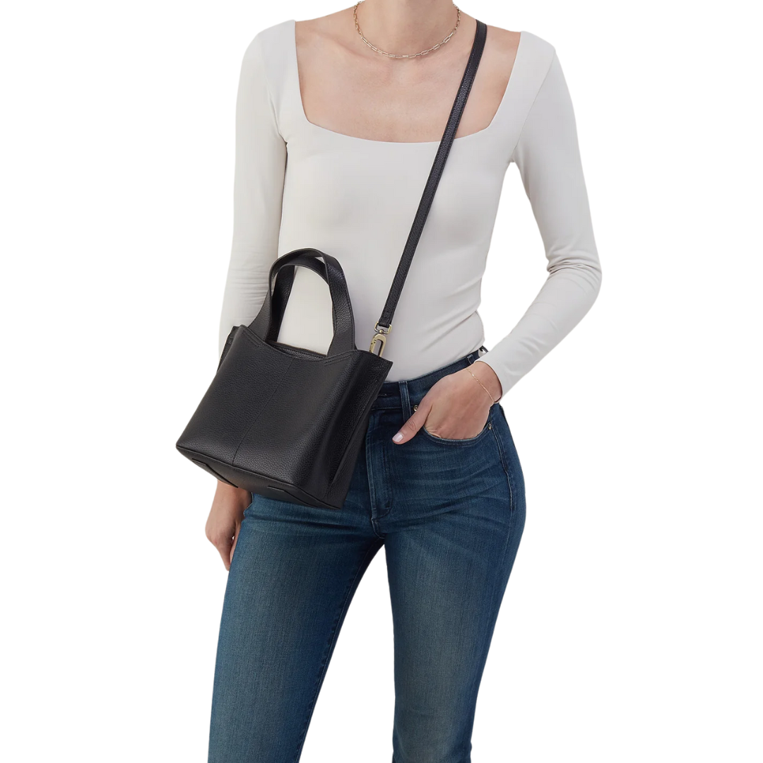 Vida Small Tote in Black