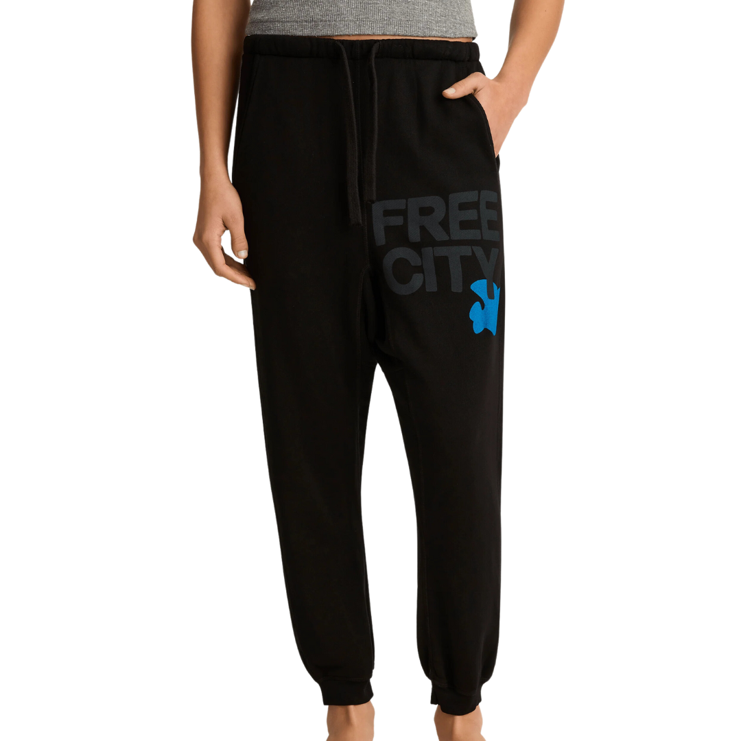Superfluff Pocket Lux Sweatpant in SuperBlack