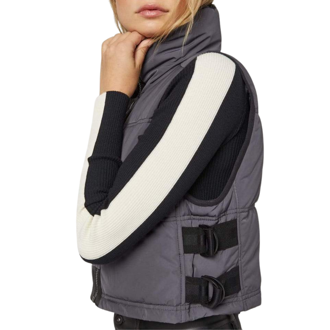 La Vitesse Cropped Vest in Charcoal