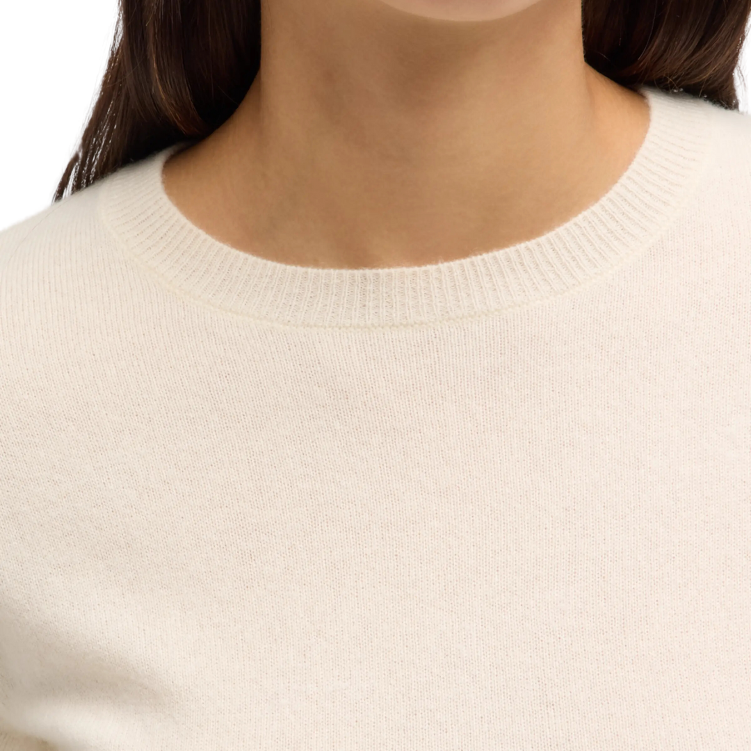 Charleston Relaxed Cashmere Crewneck Tee in Gardenia