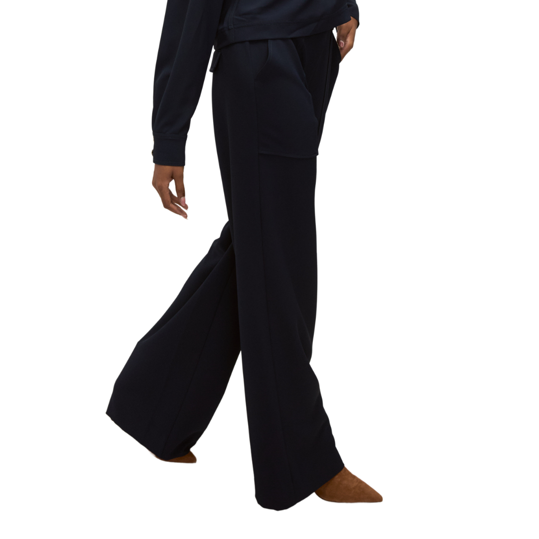 Cole Wide-Leg Pant in Navy