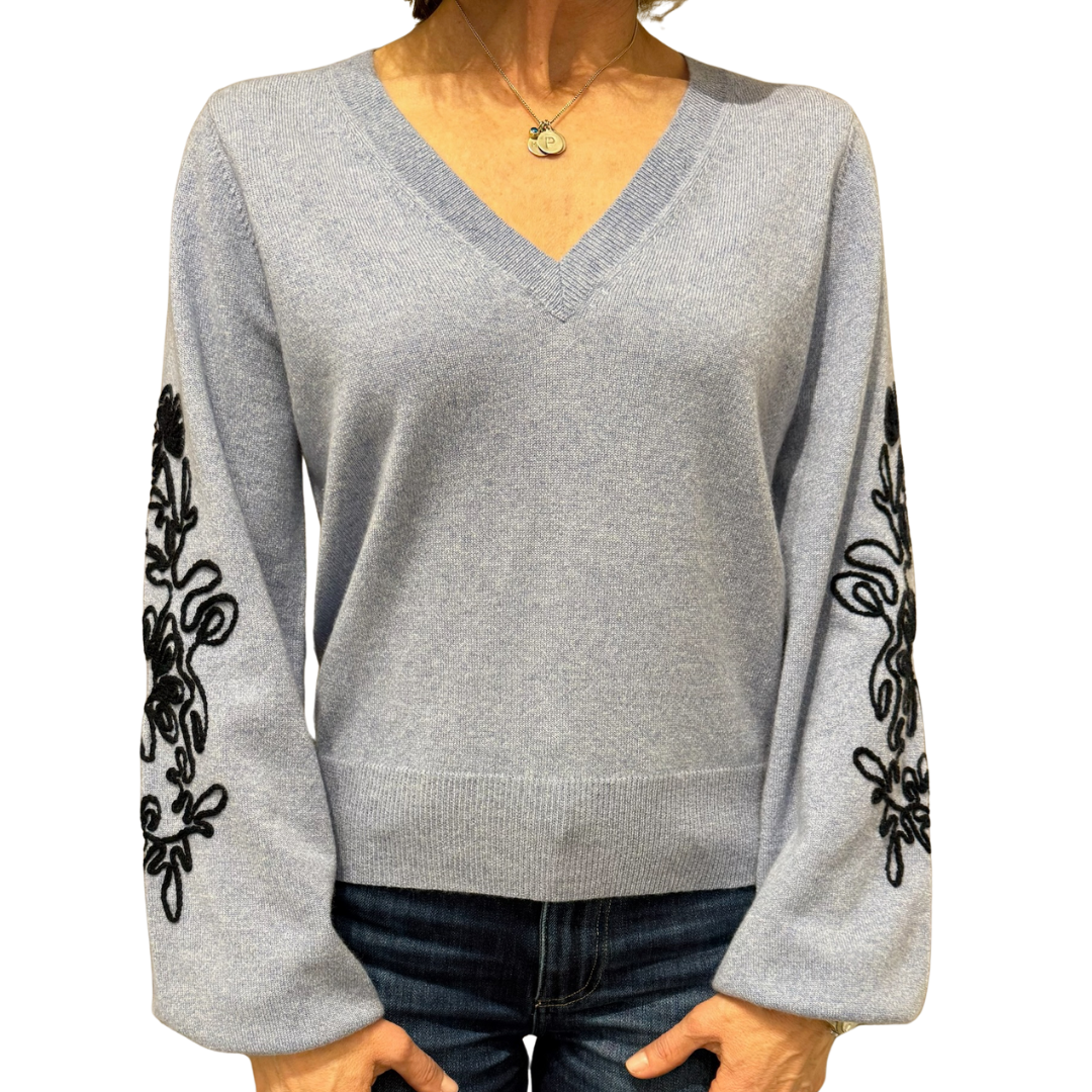 Puff Sleeve V w/ Contrast Embroidery in Slate Combo