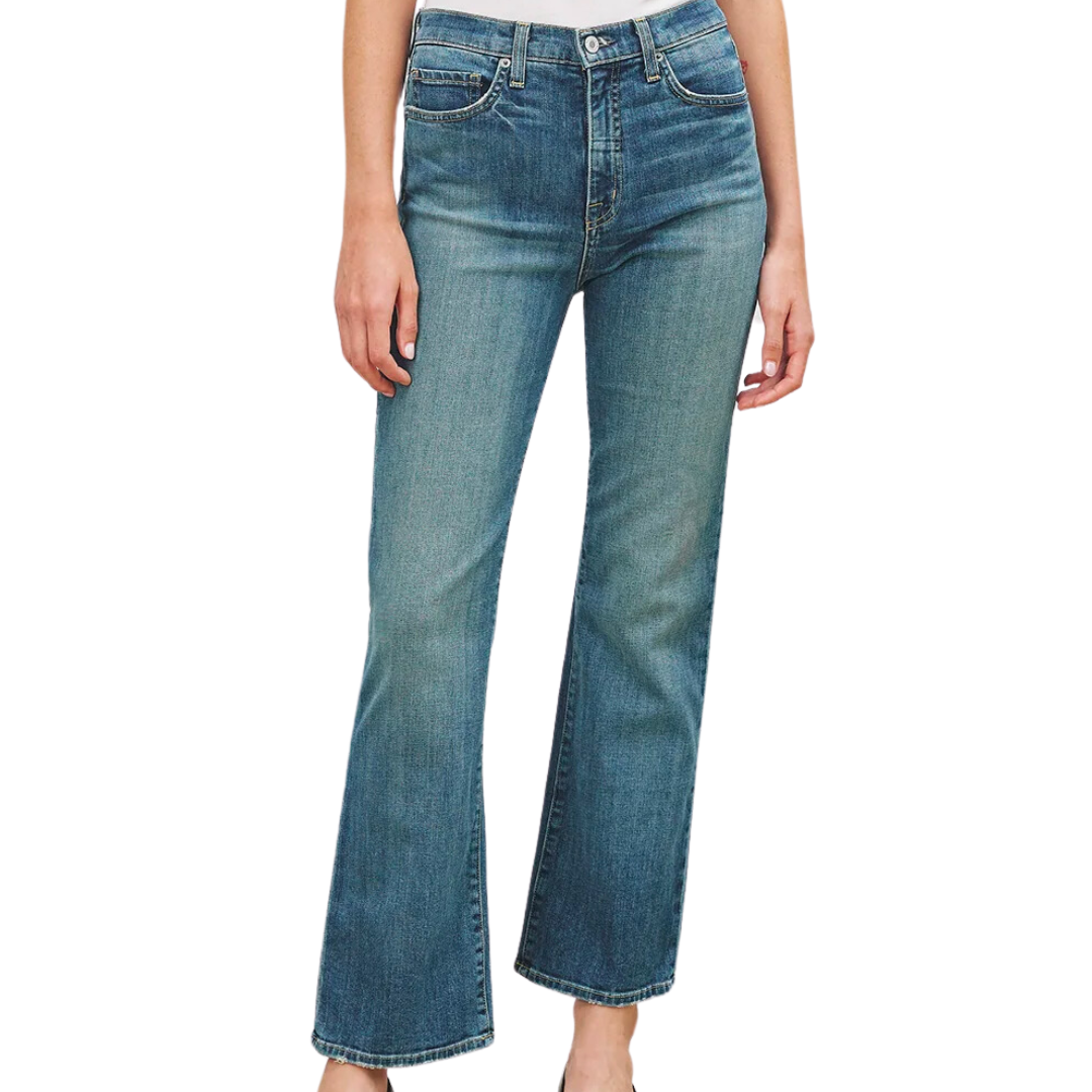 Boot Cut Jean in Classic Wash