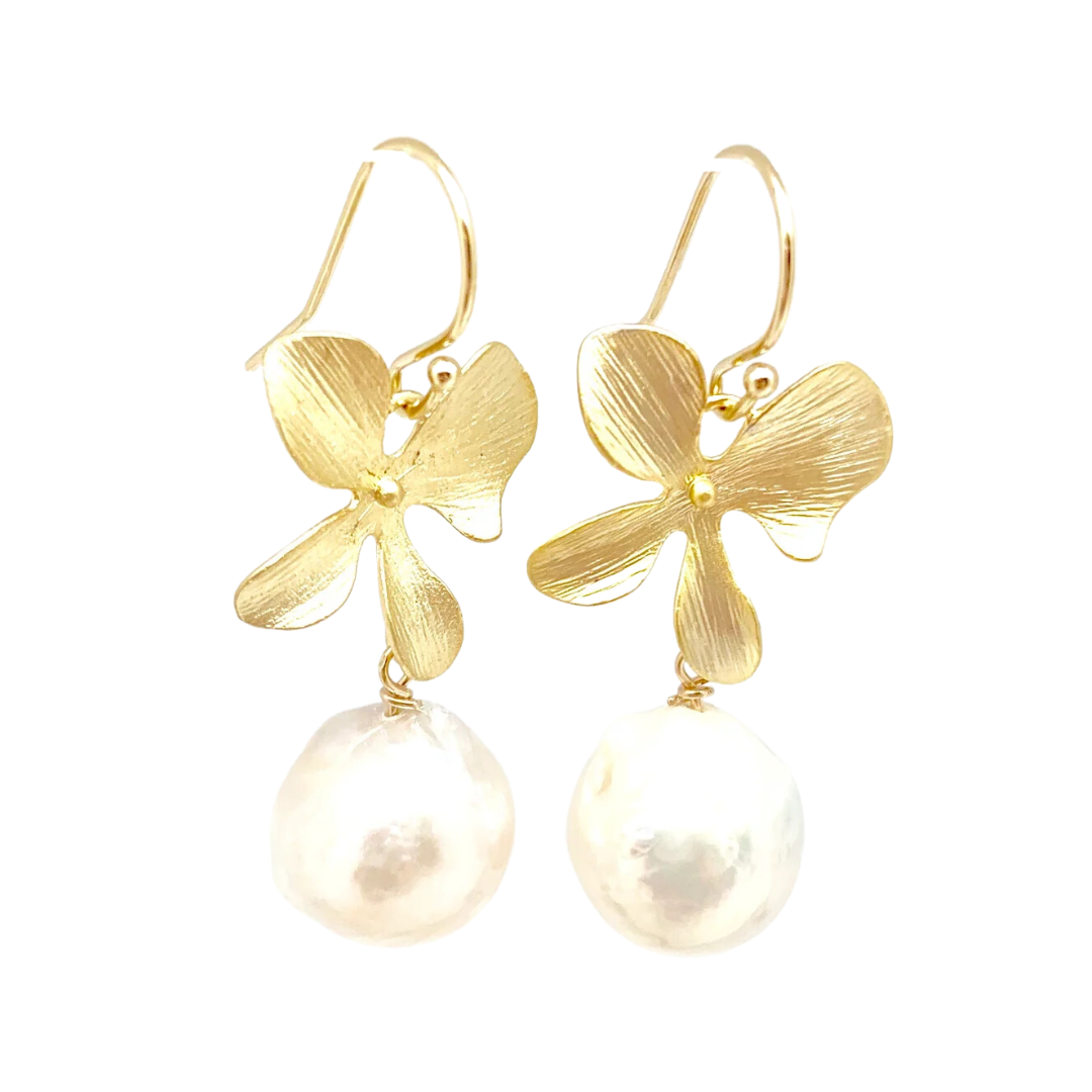 Short Disa Earrings in Gold