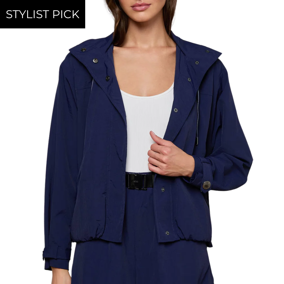 Geovana Hooded Windbreaker in Midnight