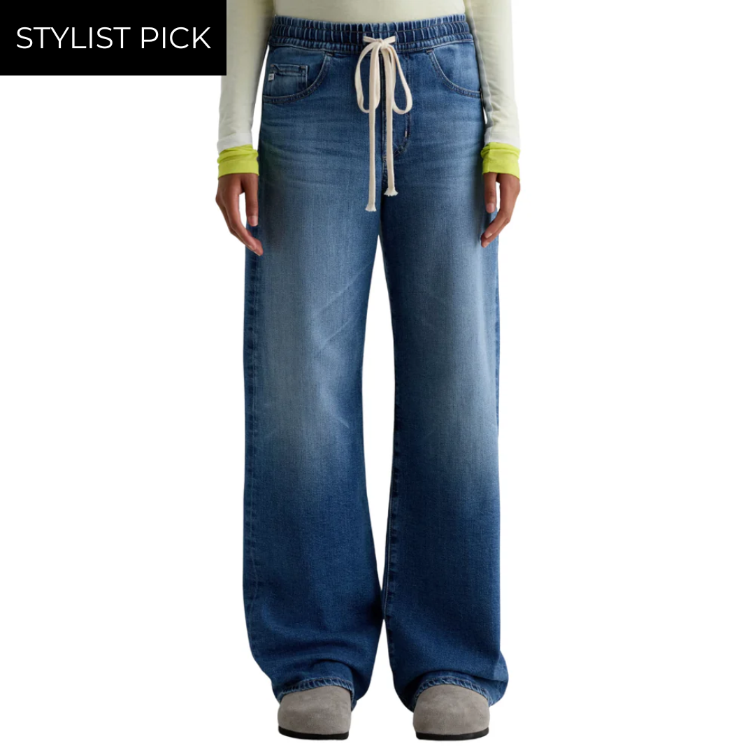 Adria Cinched in Copenhagen