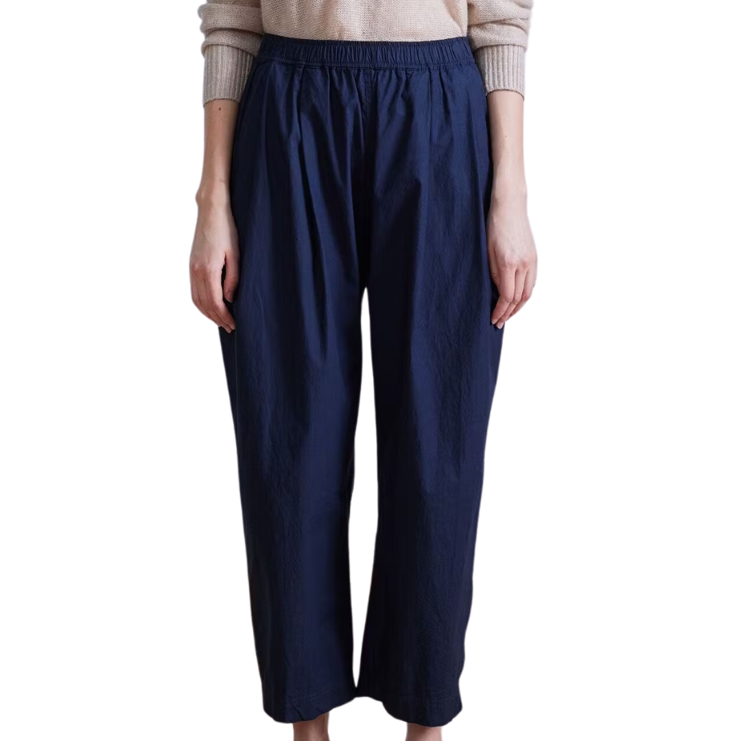 Spa Pleat Pant in Navy