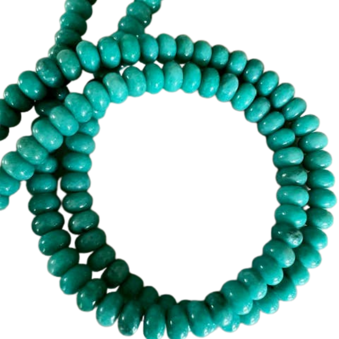 Lilly Gemstone Necklace in Milky Seafoam