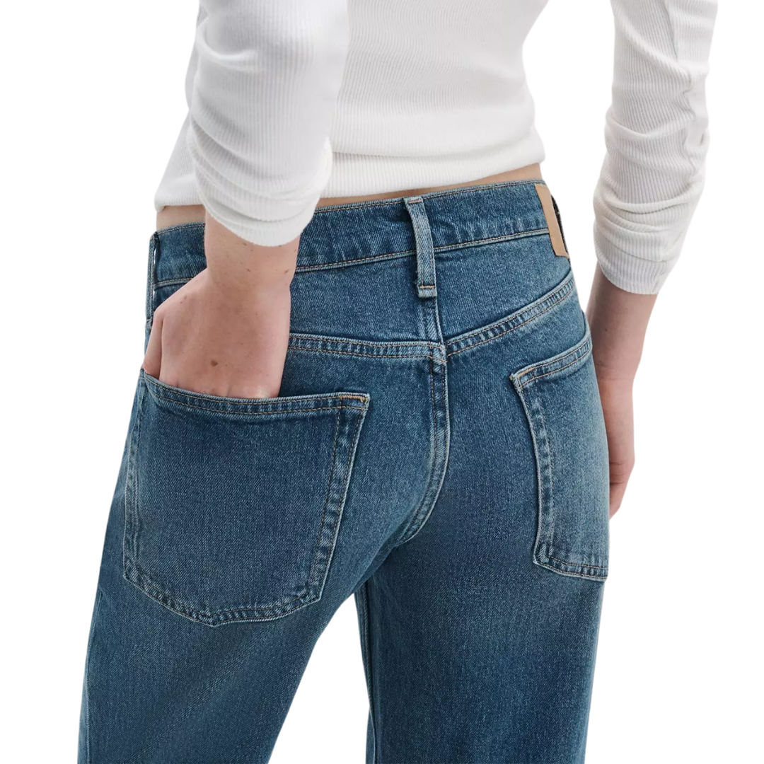 Harlow Ankle Straight Jeans in Easton