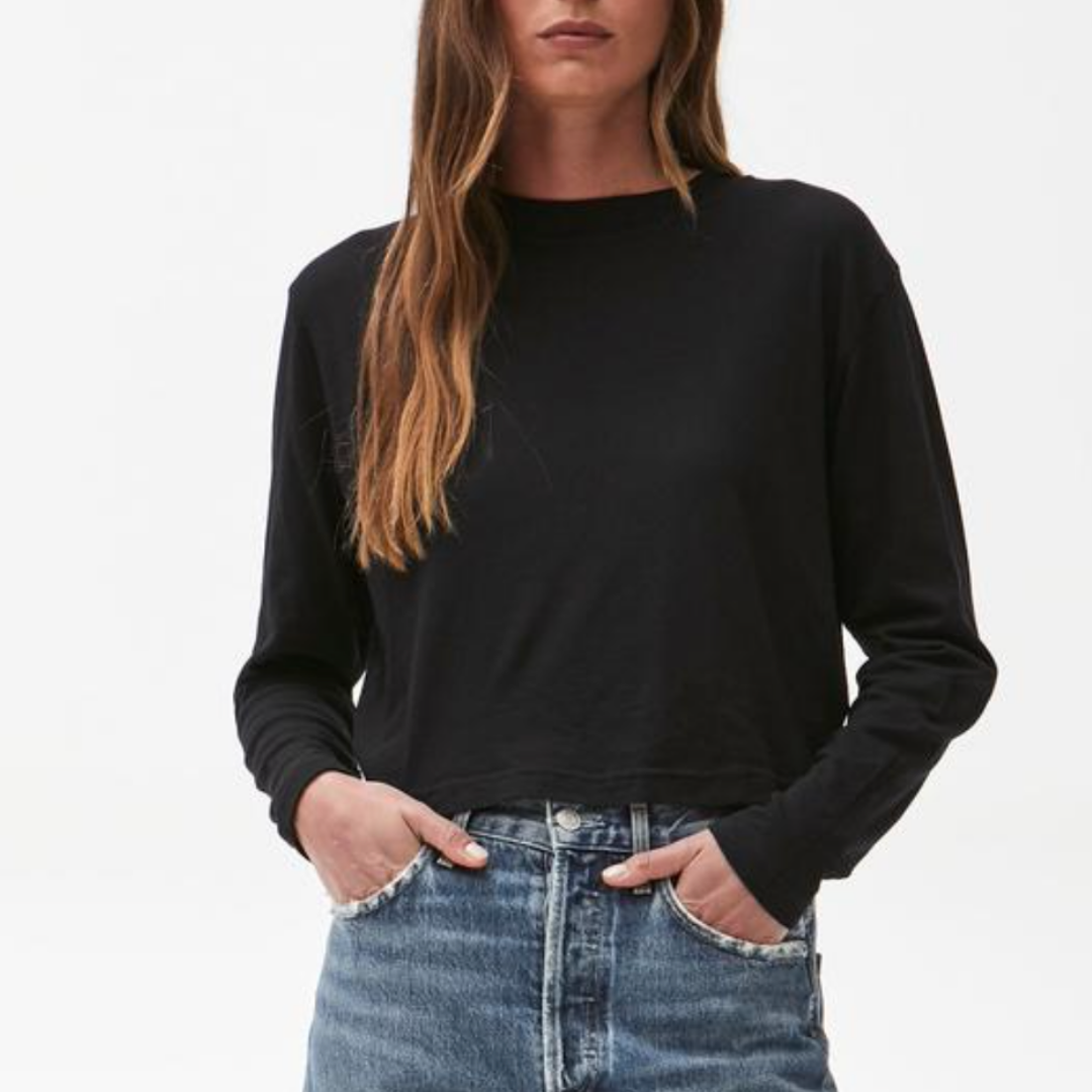 Mac Cropped Long Sleeve T-Shirt in Black
