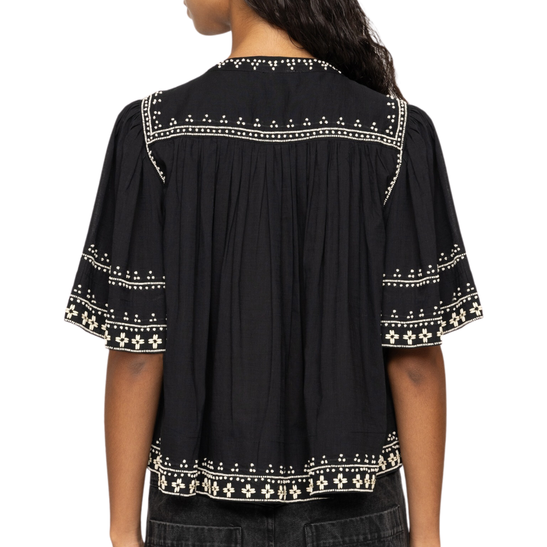 Mille Short Sleeve Top in Black