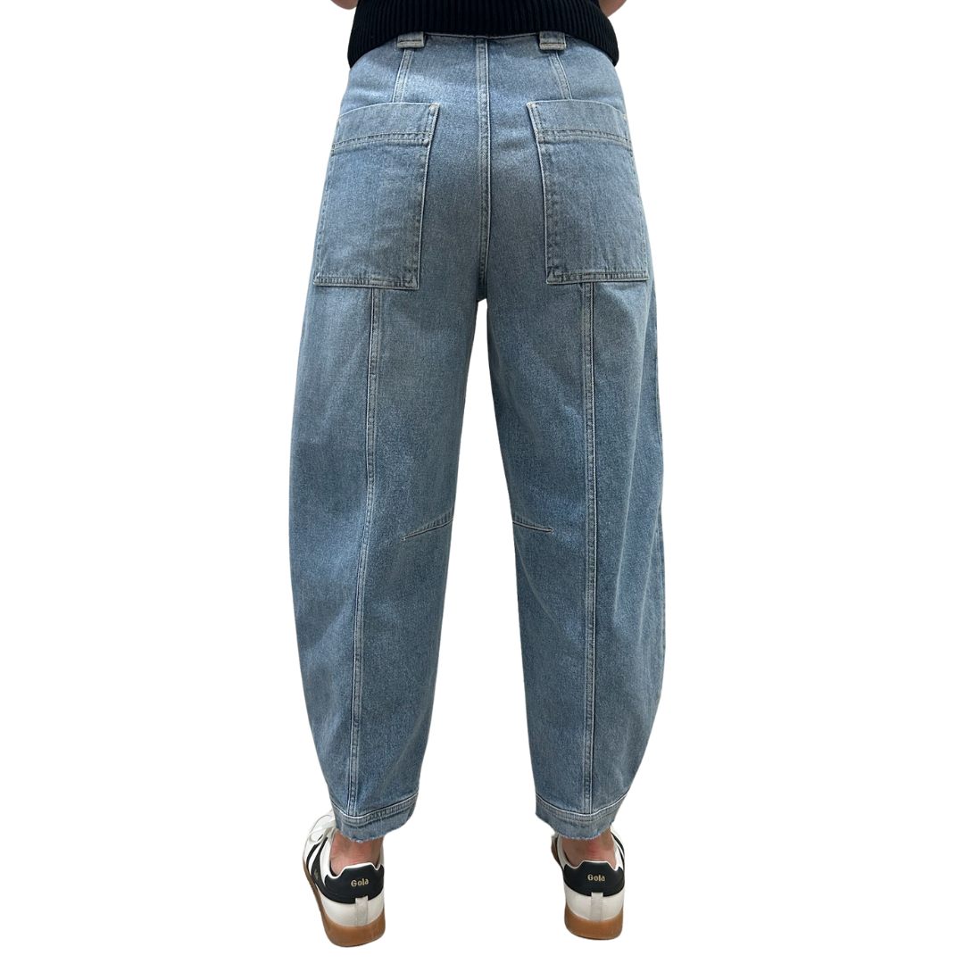 Rhannon Barrel Jean in Mid Blue 32"
