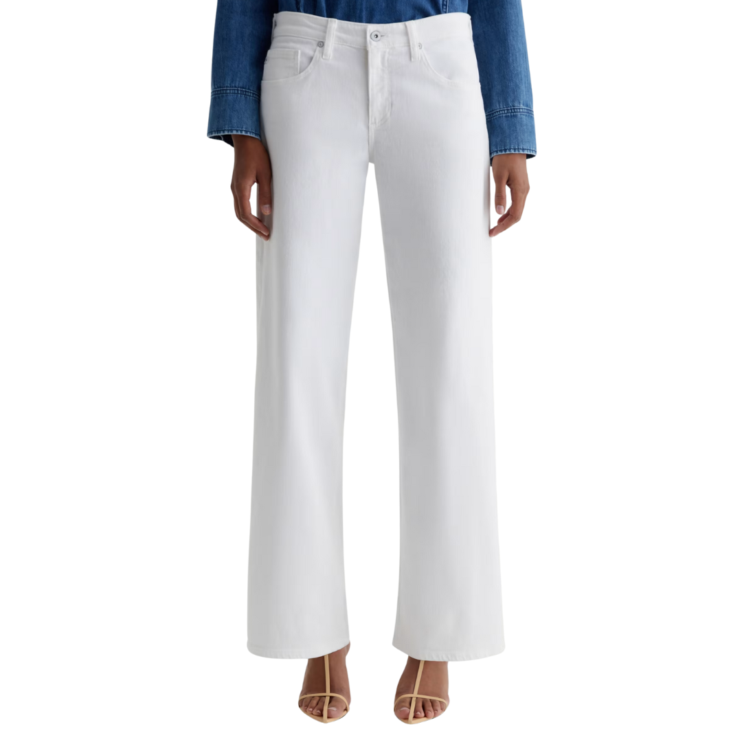 Adria in Gallery White