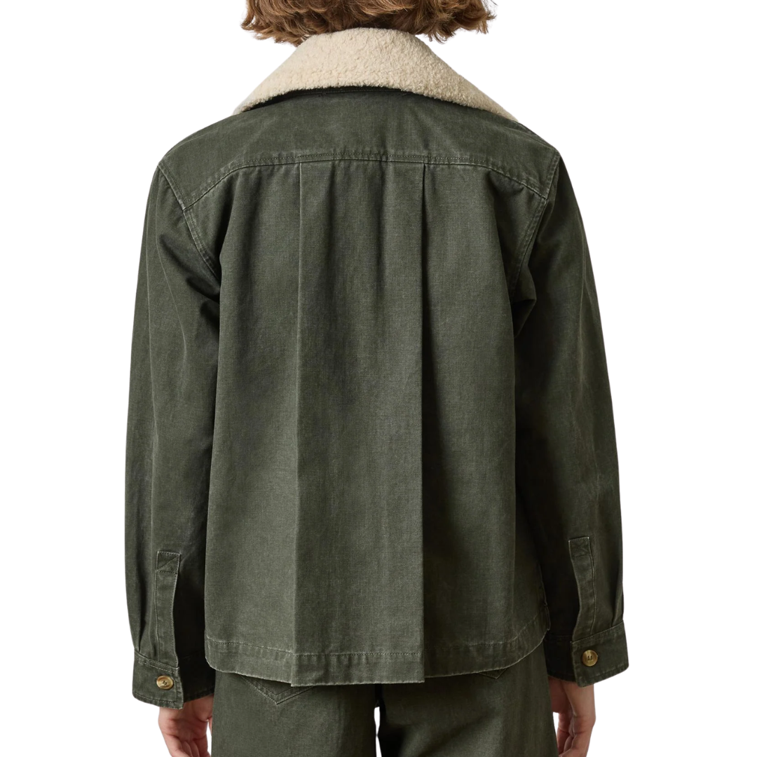 Washed Twill Pleat Back Jacket in Juniper