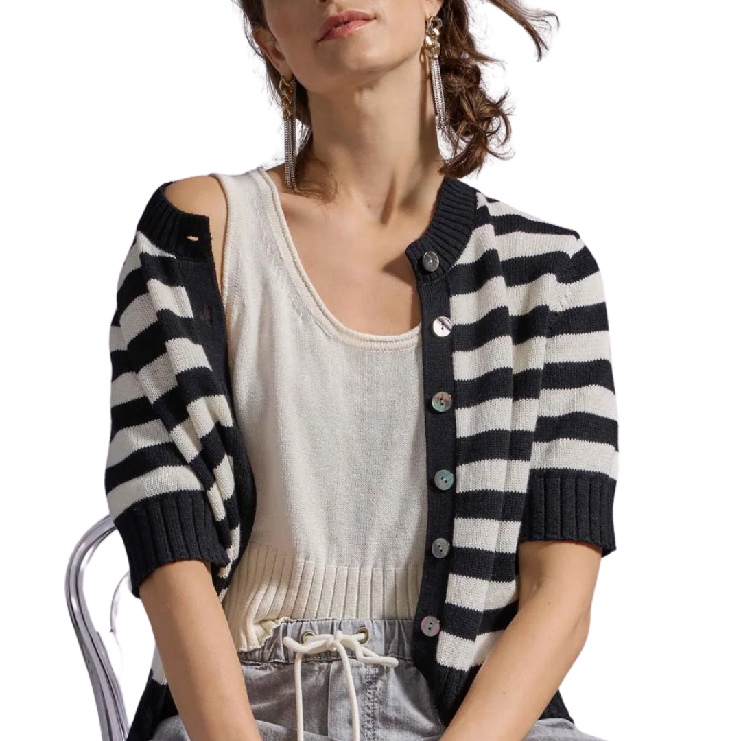 Cropped Scoop Tank Sweater in Off White