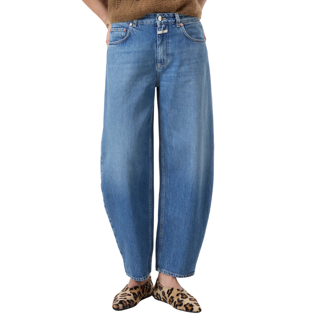 Jazzie Barrel Jeans in Mid Blue