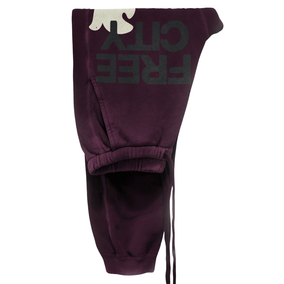 Superfluff Pocket Lux Sweatpant in Eggplant