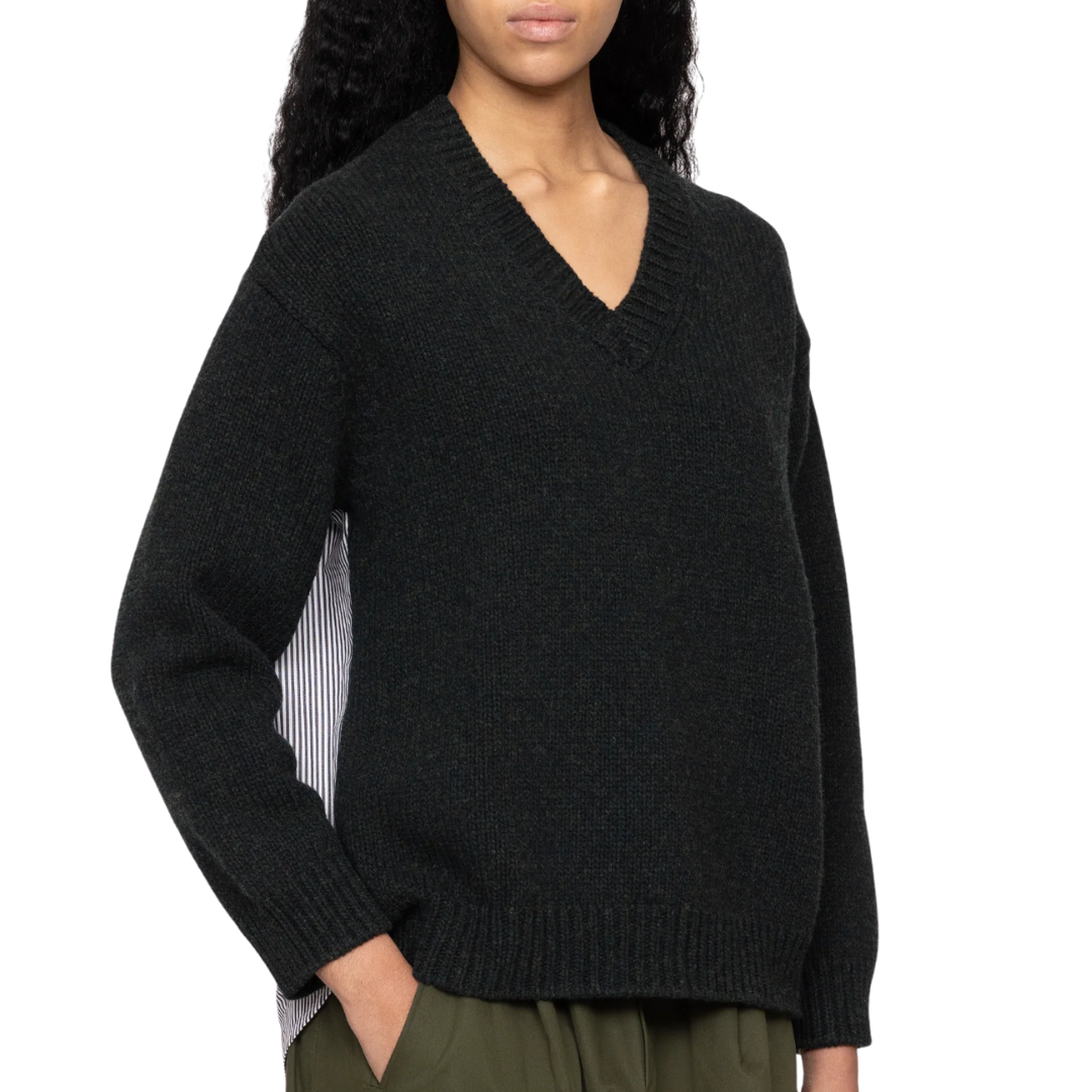 Mallory V-Neck Sweater in Forest