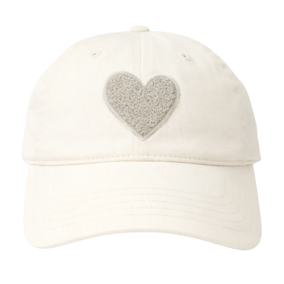 Imperfect Chenille Heart Hat in Vanilla/Camel