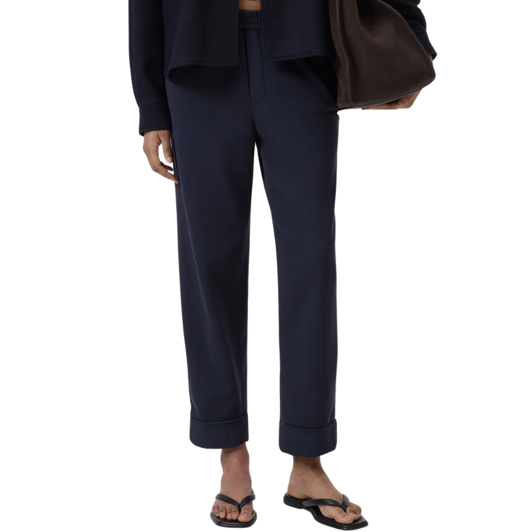 Sondra Pant in Dark Night