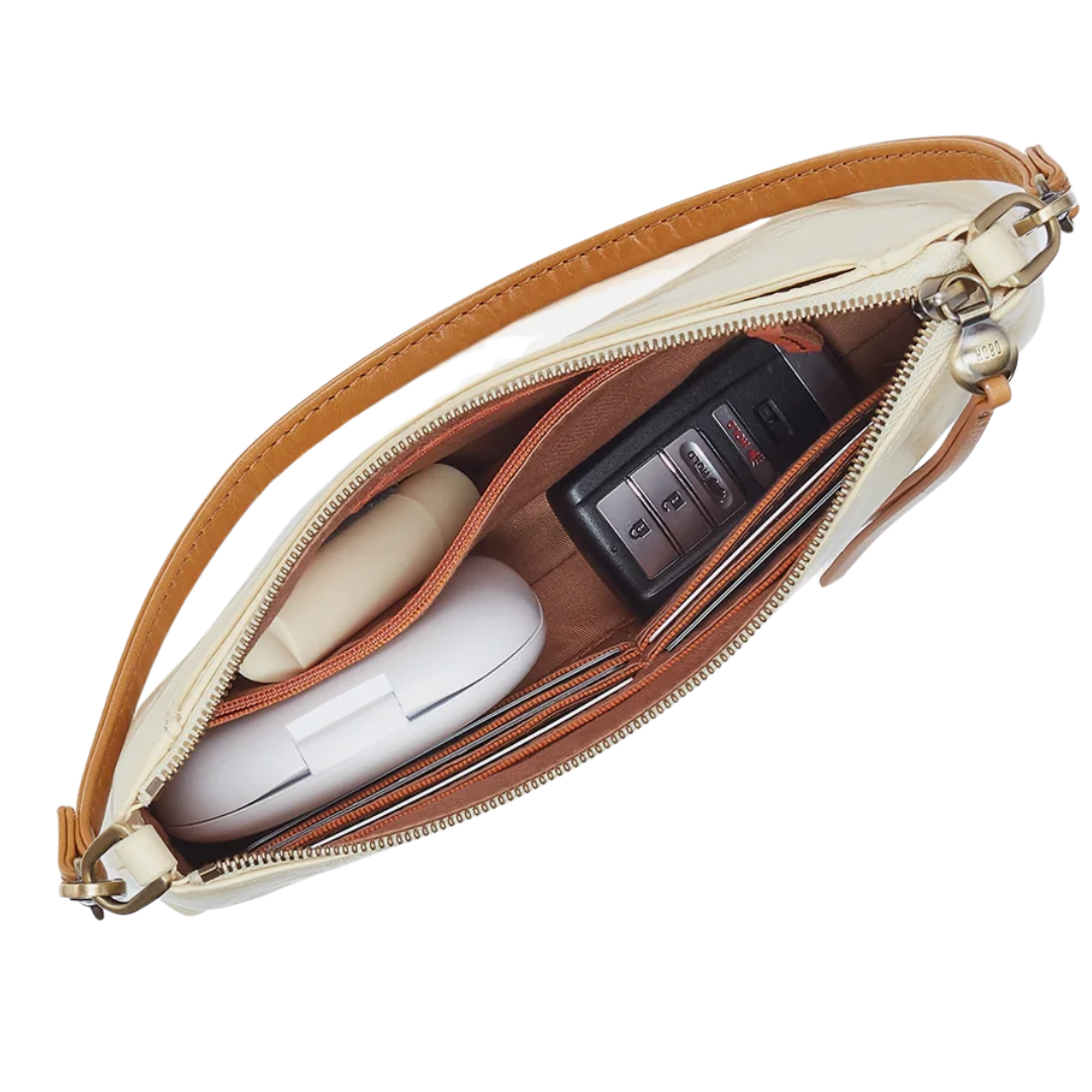 Darcy Crossbody in Butter Yellow