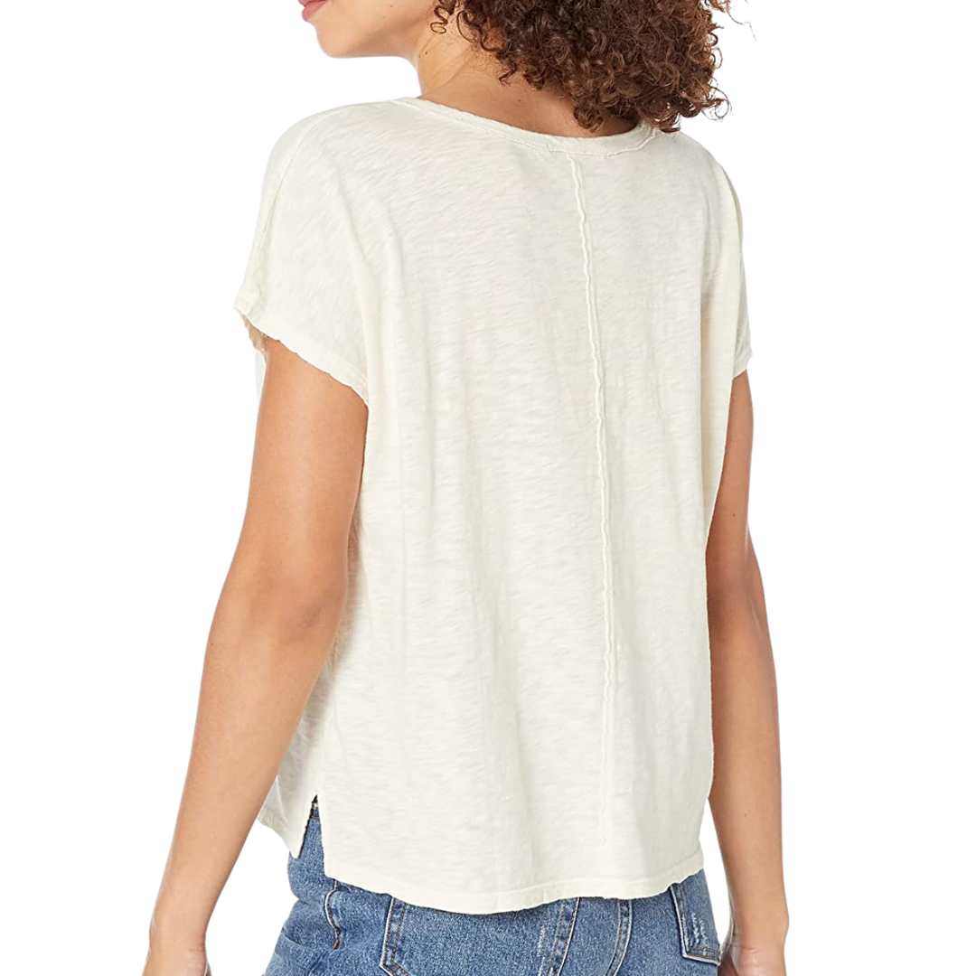 Lizzy Tee in Chalk (One Size)