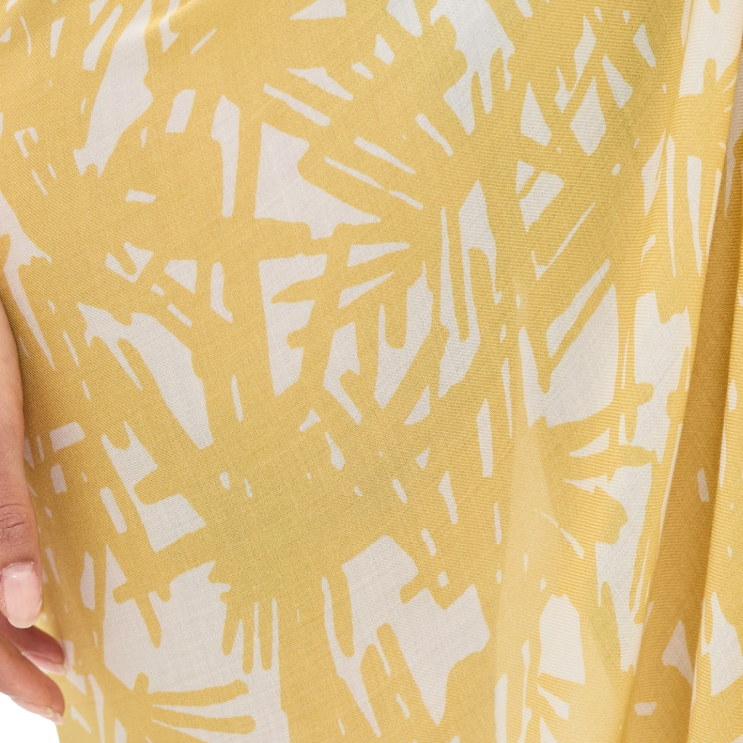 Sally Sarong in Endive