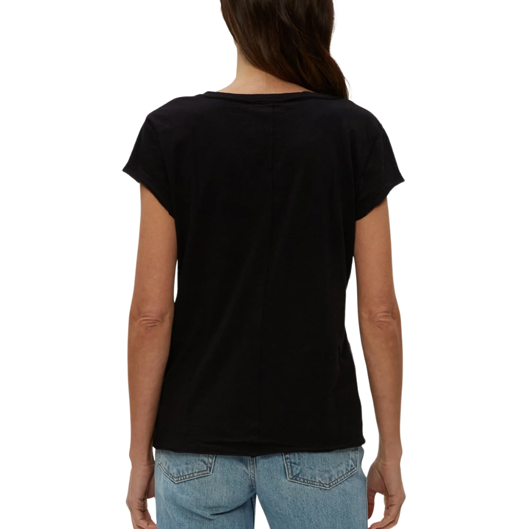 Baxter V-Neck Tee in Black