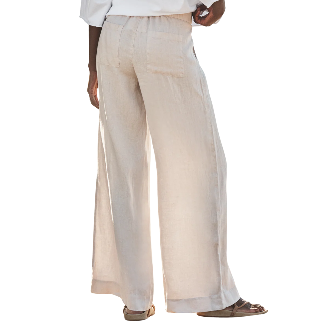 Madeline Patch Pocket Pull-On Pant in Sand